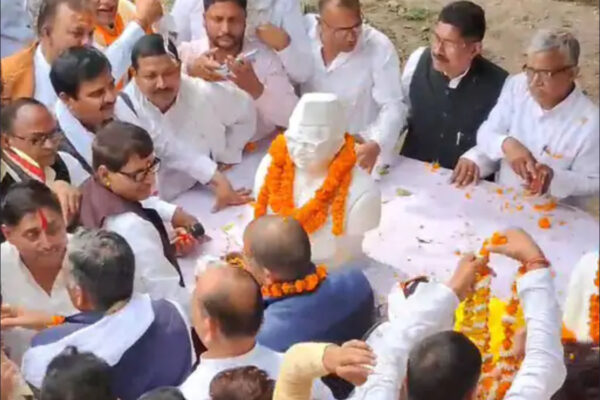 Sahajanand Saraswati Jayanti: शहीद भवन में मनी स्वामी सहजानंद सरस्वती की 136 वीं जयंती, पहचे कांग्रेसी दिग्गज