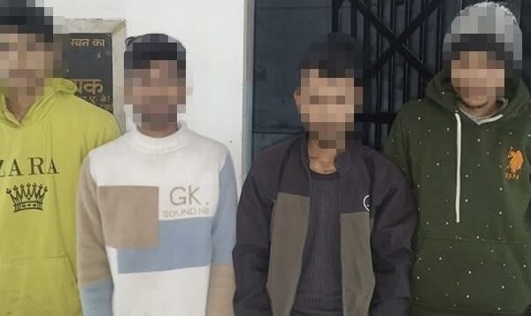 Crime News Ara: झपट्टा मार मोबाईल चोरी करने वाले गैंग का पुलिस ने किया पर्दाफ़ाश, चार गिरफ़्तार, 19 मोबाइल बरामद