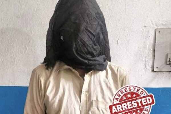 Crime News Ara: विभिन्न मामलों में भोजपुर पुलिस ने हथियार के साथ पकड़े दो अभियुक्त