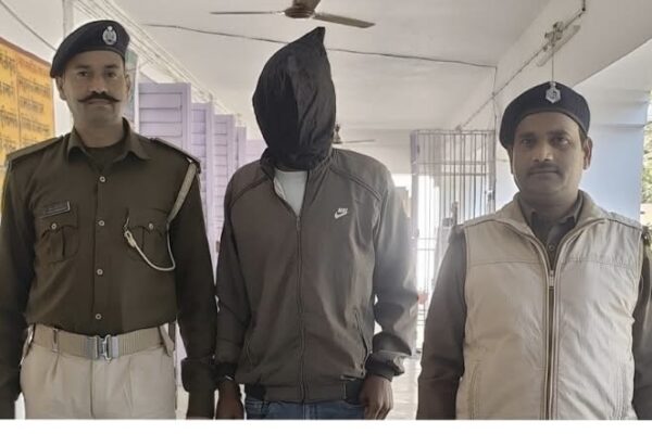 Crime News Ara: दुष्कर्म मामले में फ़रार 25000 का ईनामी कल्लू पासवान गिरफ़्तार, पूर्व के कई मामले है दर्ज