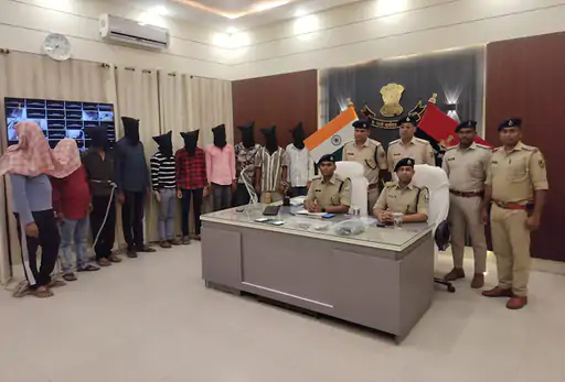 Tanishq Loot Case: लूटकांड के मास्टरमाइंड कुख्यात शेरू -चंदन को बंगाल से लाया गया भोजपुर जेल, अबतक 15 की गिरफ़्तारी