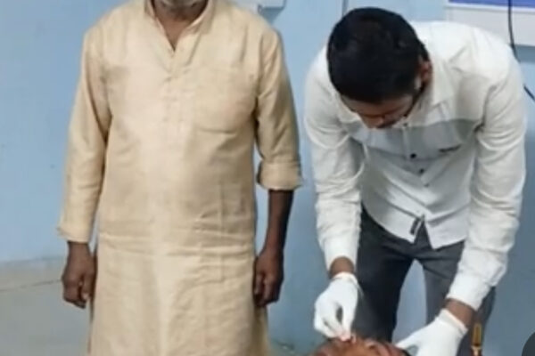 Crime News: मिठाई दुकान से पैसे का गल्ला लेकर भागने का अपराधियों ने किया प्रयास, भाइयों ने किया विरोध तो पीटा