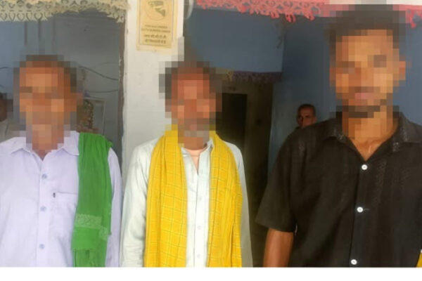 Crime News: राकेश हत्याकांड में तीन आरोपी गिरफ़्तार, शादी समारोह में हुए विवाद के बाद पीट- पीट कर की गई थी हत्या