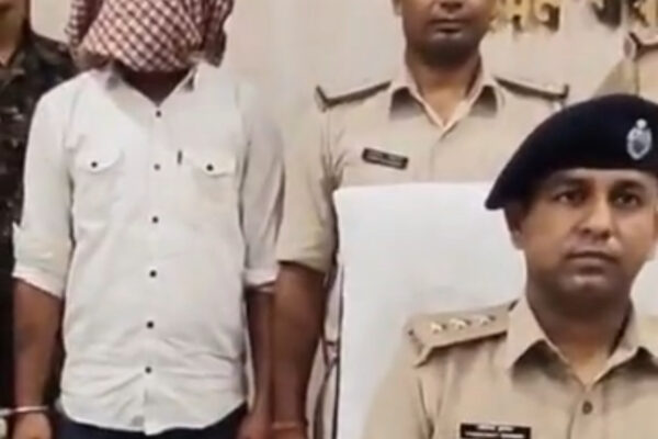 Crime News: शहरी मुहल्ले से महिला समेत नशे के दो तस्कर गिरफ़्तार, 86.68 ग्राम हीरोइन बरामद