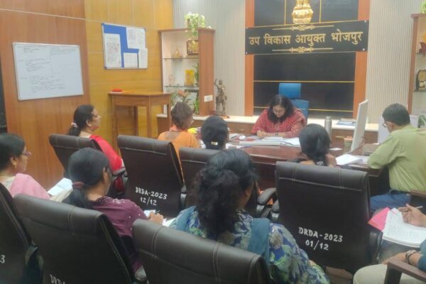 Meeting of DDC: आईसीडीएस व सामाजिक सुरक्षा निदेशालय की योजनाओं की प्रगति के लिए हुई समीक्षा बैठक